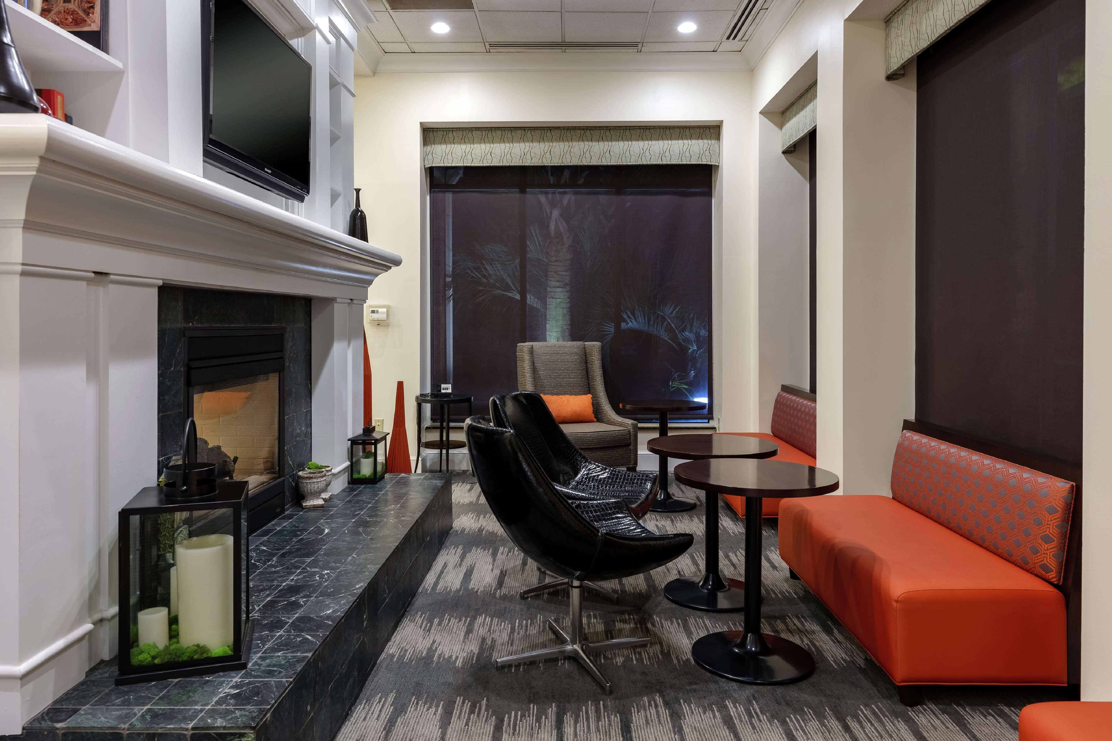 Hilton Garden Inn Mobile West I-65 Airport Boulevard Exterior foto